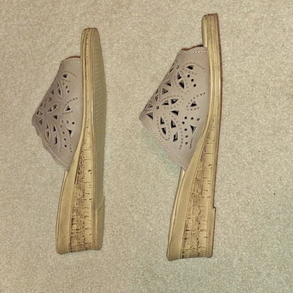 Spring Step Sandals NWT - Picture 8 of 15